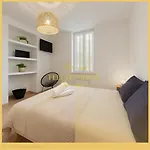Studio Proche Centre - Lit Queen, Cafe Offert !